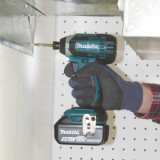 Ensemble de 2 outils 18V DDF458 DTD152 3X50 ah en coffret Makita DLX2144TJ1