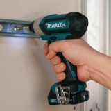 Pack outils 12V DF333D TD110D 2X40AH en makpac Makita CLX224SMJ