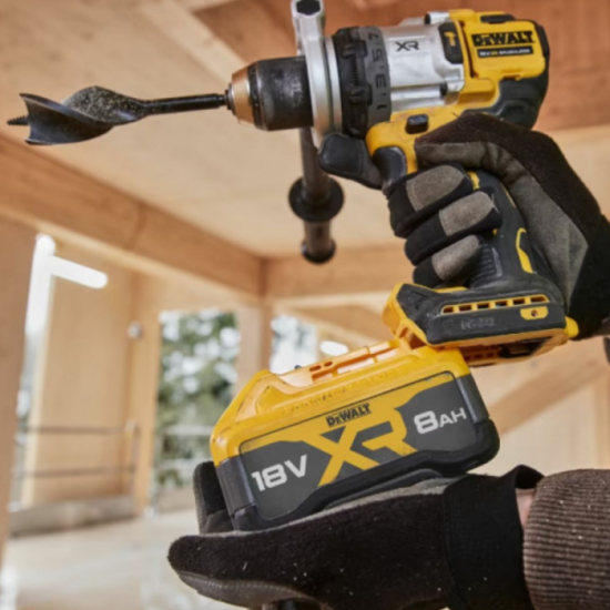 Batterie 18V li ion 8AH xr Dewalt DCB1880 xj