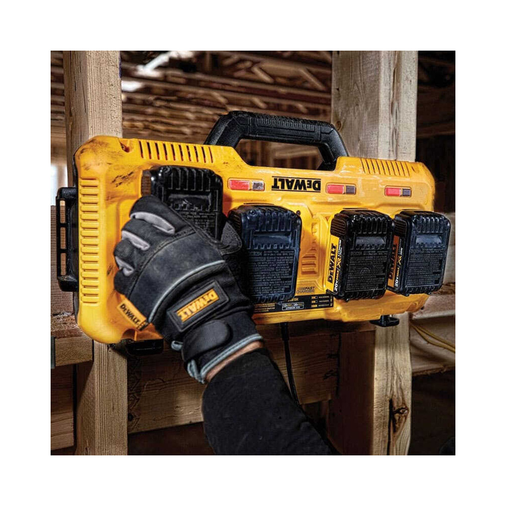 Chargeur 4 batteries 12V a 54V xr et xr flexvolt Dewalt DCB104 qw