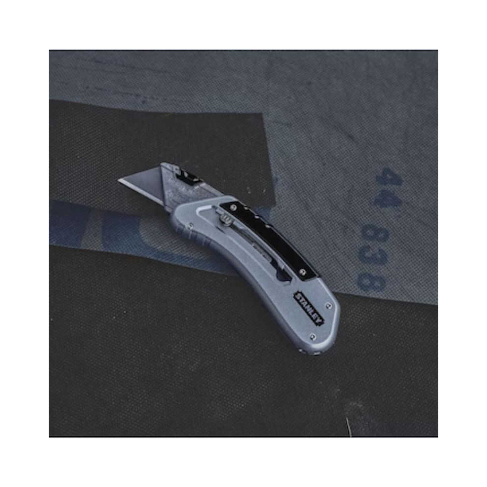 Cutter a lame retractable quickslide Stanley 0 10 810