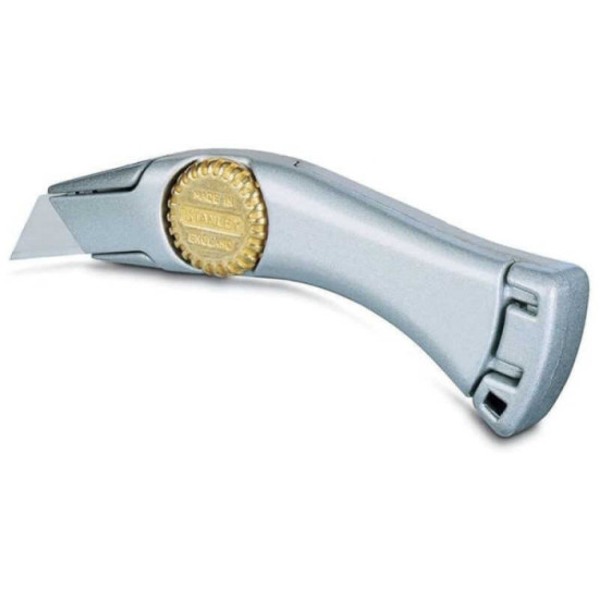 Cutter professionnel titan Stanley 1 10 550