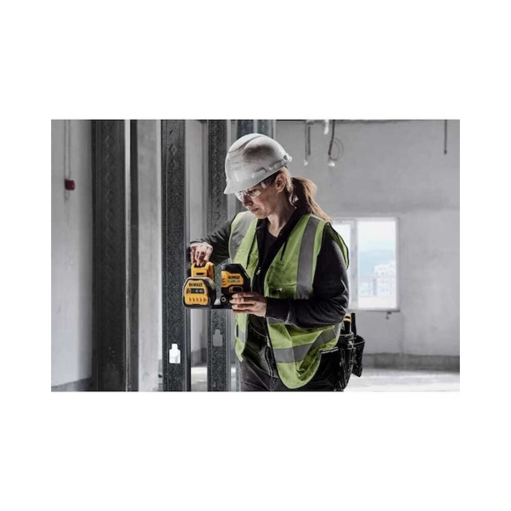 Niveau laser multi lignes vert Dewalt DCE088D1G18