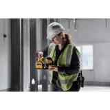 Niveau laser multi lignes vert Dewalt DCE088D1G18