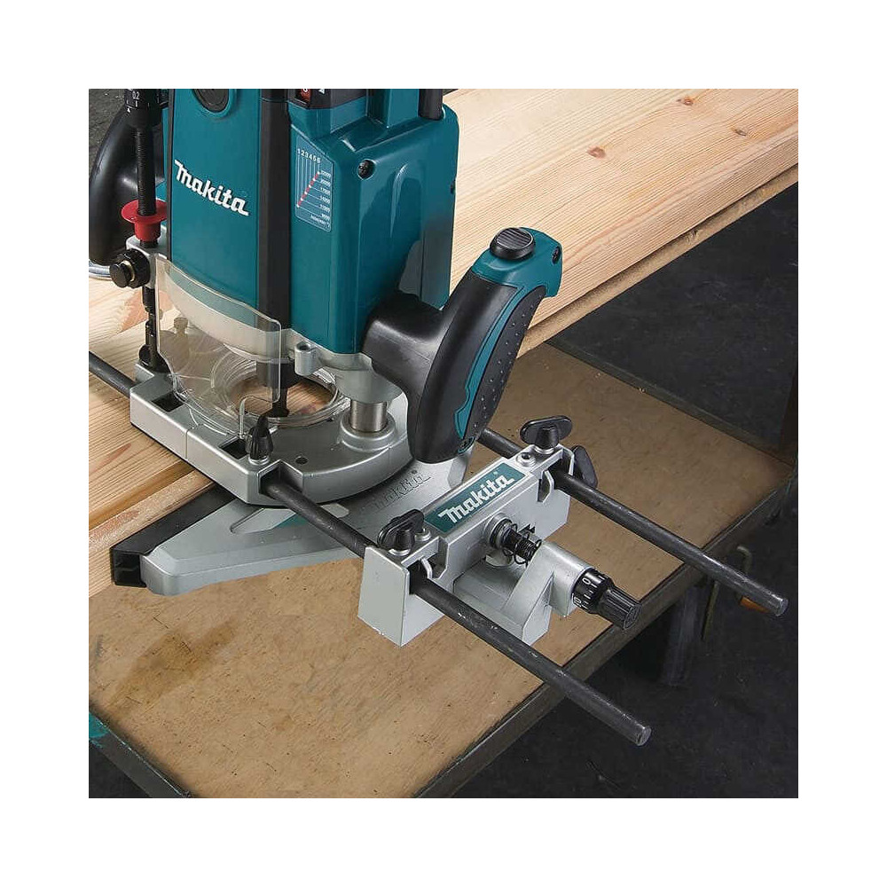 Defonceuse electrique Makita RP2302FCXJ