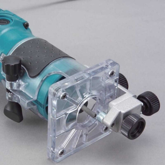 Defonceuse affleureuse Makita 3709