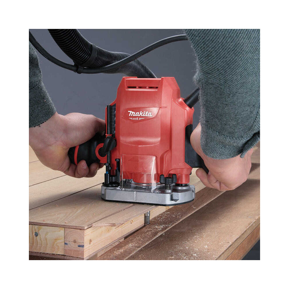 Defonceuse 900 w Makita M3601