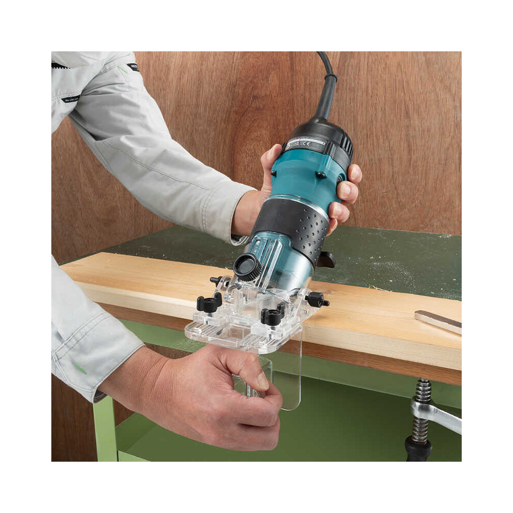 Affleureuse filaire 6 mm 530 w en makpac Makita 3712J