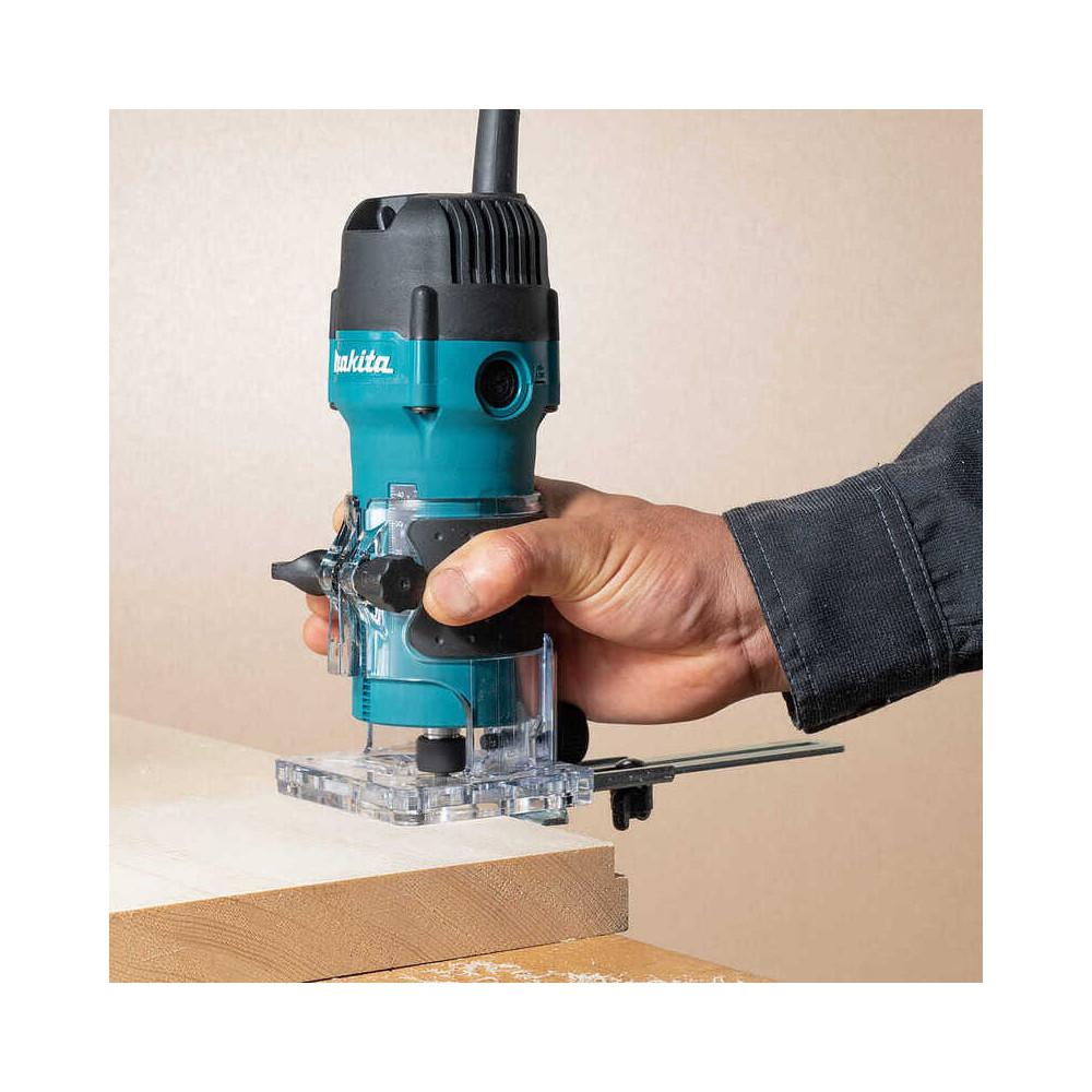 Affleureuse 530W Makita 3711