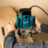Defonceuse 2100W O12 mm en makpac Makita RP2303FC07