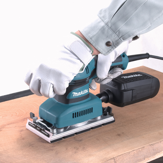 Ponceuse orbitale 190 w 93 x 228MM Makita BO3710