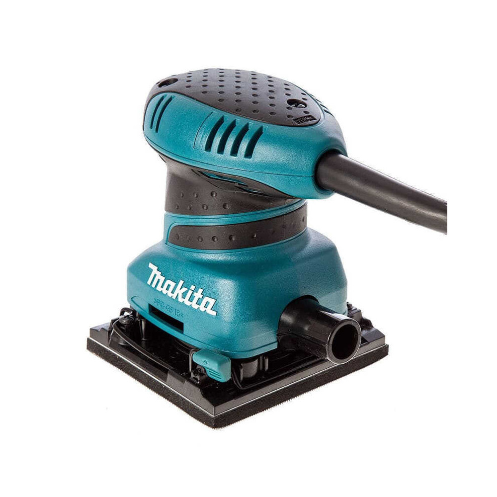 Ponceuse vibrante Makita BO4555 au prix HT