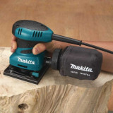 Ponceuse vibrante Makita BO4555 au prix HT