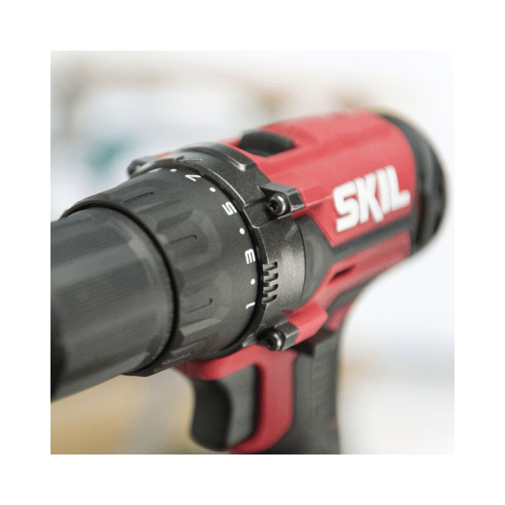 Perceuse visseuse 20V 2X20 ah en valise skil DD1E3008HB