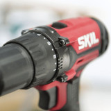 Perceuse visseuse 20V 2X20 ah en valise skil DD1E3008HB