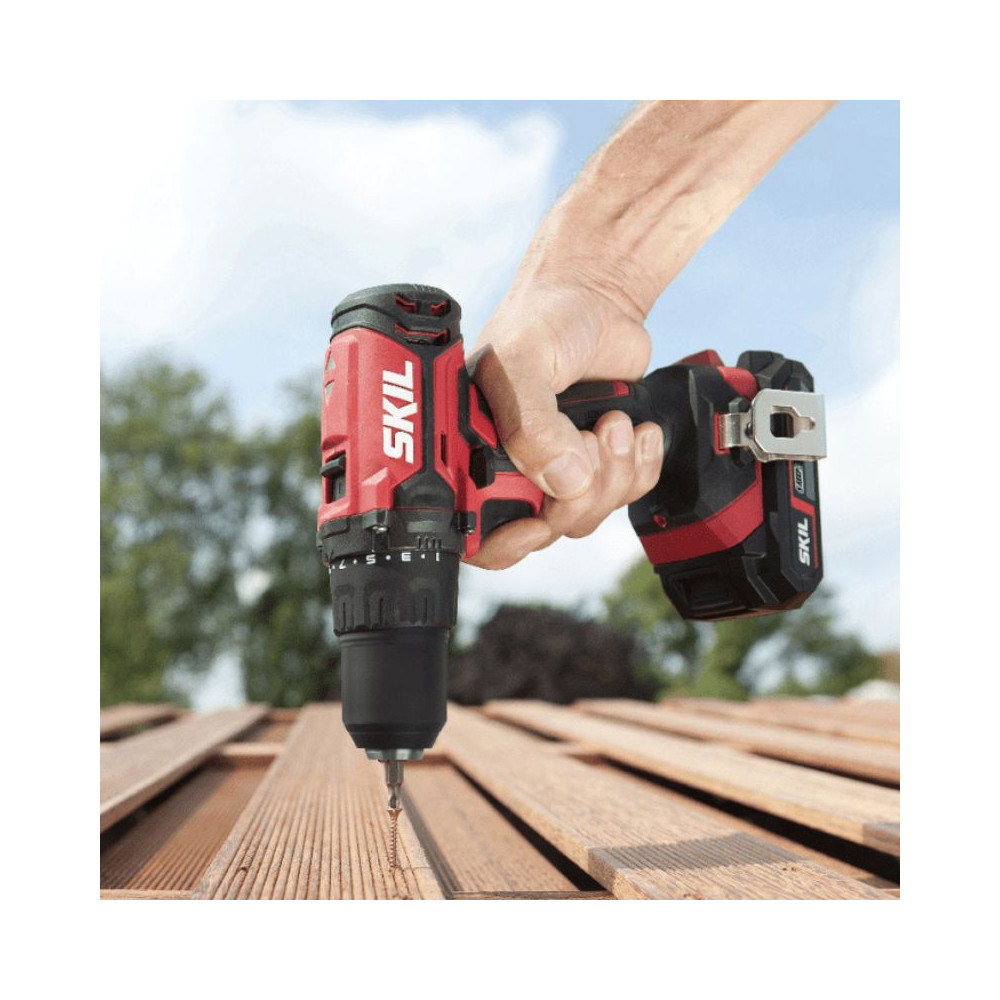 Perceuse visseuse 20V 2X20 ah en valise skil DD1E3008HB