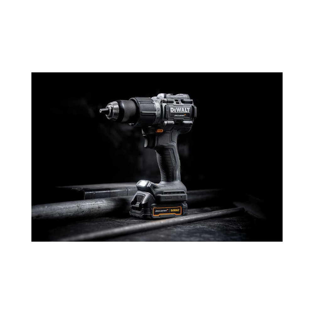 Perceuse percussion xr 18V powerstack edition mclaren Dewalt DCF85ME2GT qw