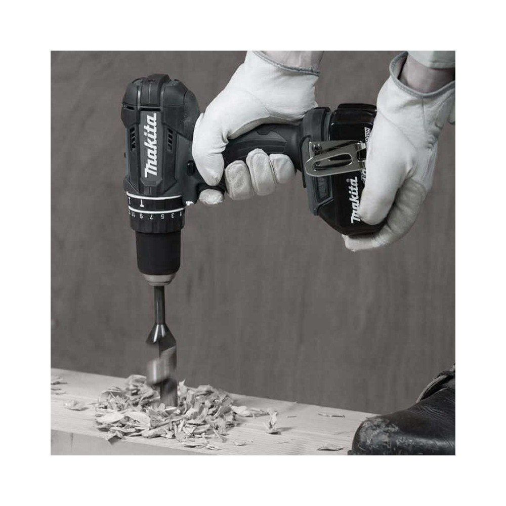 Perceuse visseuse a percussion noir 18 v o 13 mm 3 x 30AH en makpac Makita DHP482F3JB