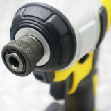 Visseuse chocs Dewalt DCF787N
