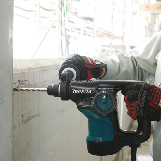 Marteau perforateur Makita HR2800