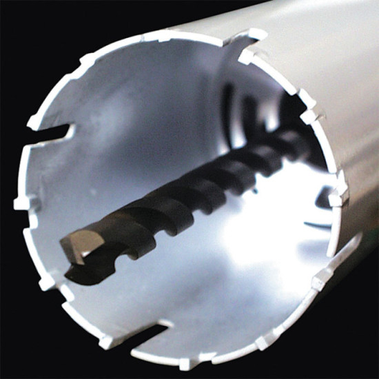 Carotteuse diamant 1300W 82MM Makita DBM080