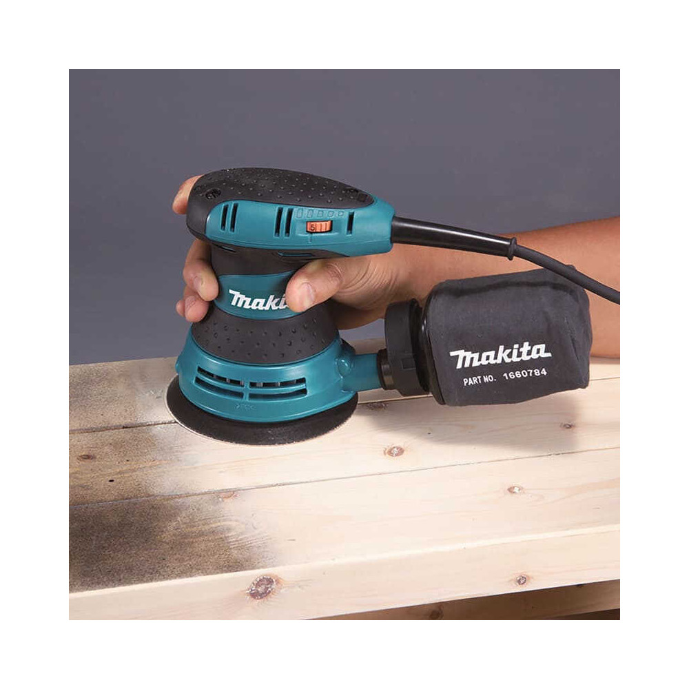 Ponceuse excentrique 300 w O125 mm Makita BO5031J