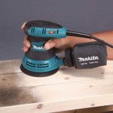 Ponceuse excentrique 300 w O125 mm Makita BO5031J