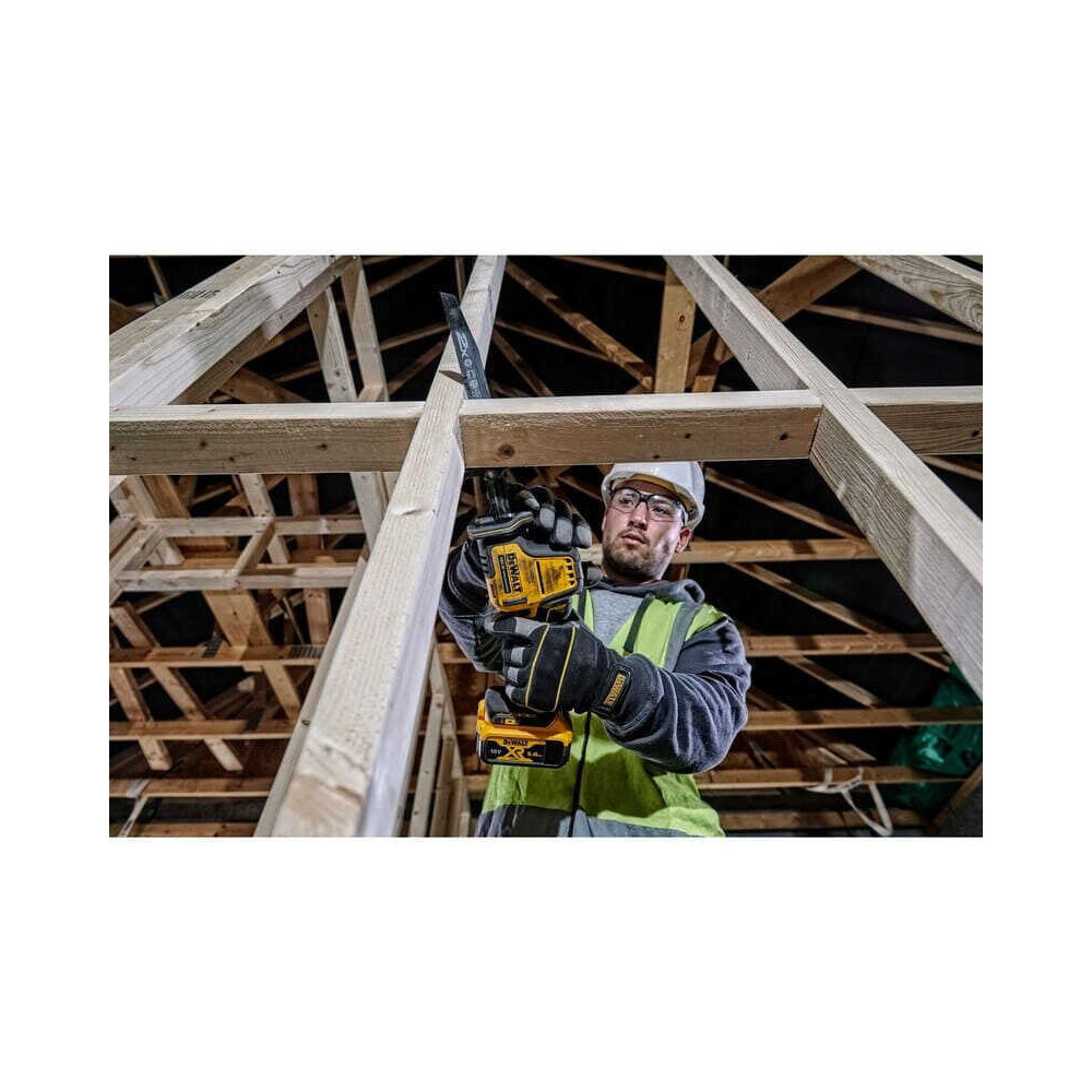 Scie sabre compacte 18V Dewalt DCS369M1 qw