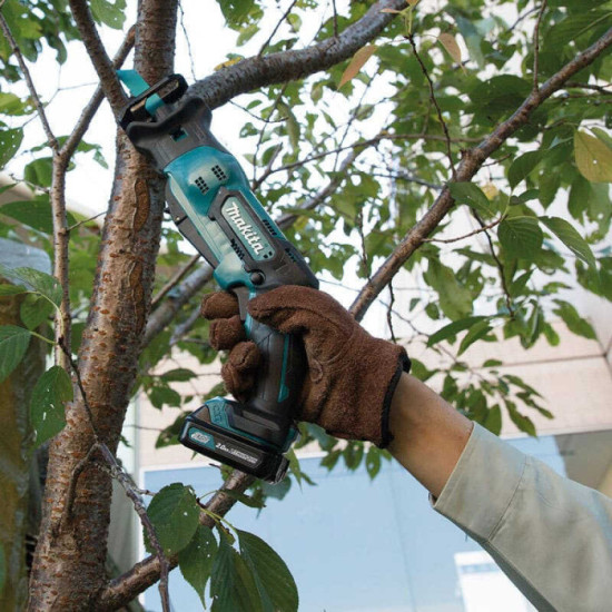 Scie sabre 12V lxt Makita JR103DSMJ