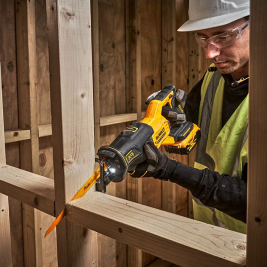 Scie sabre 18V 160MM solo Dewalt DCS382N xj