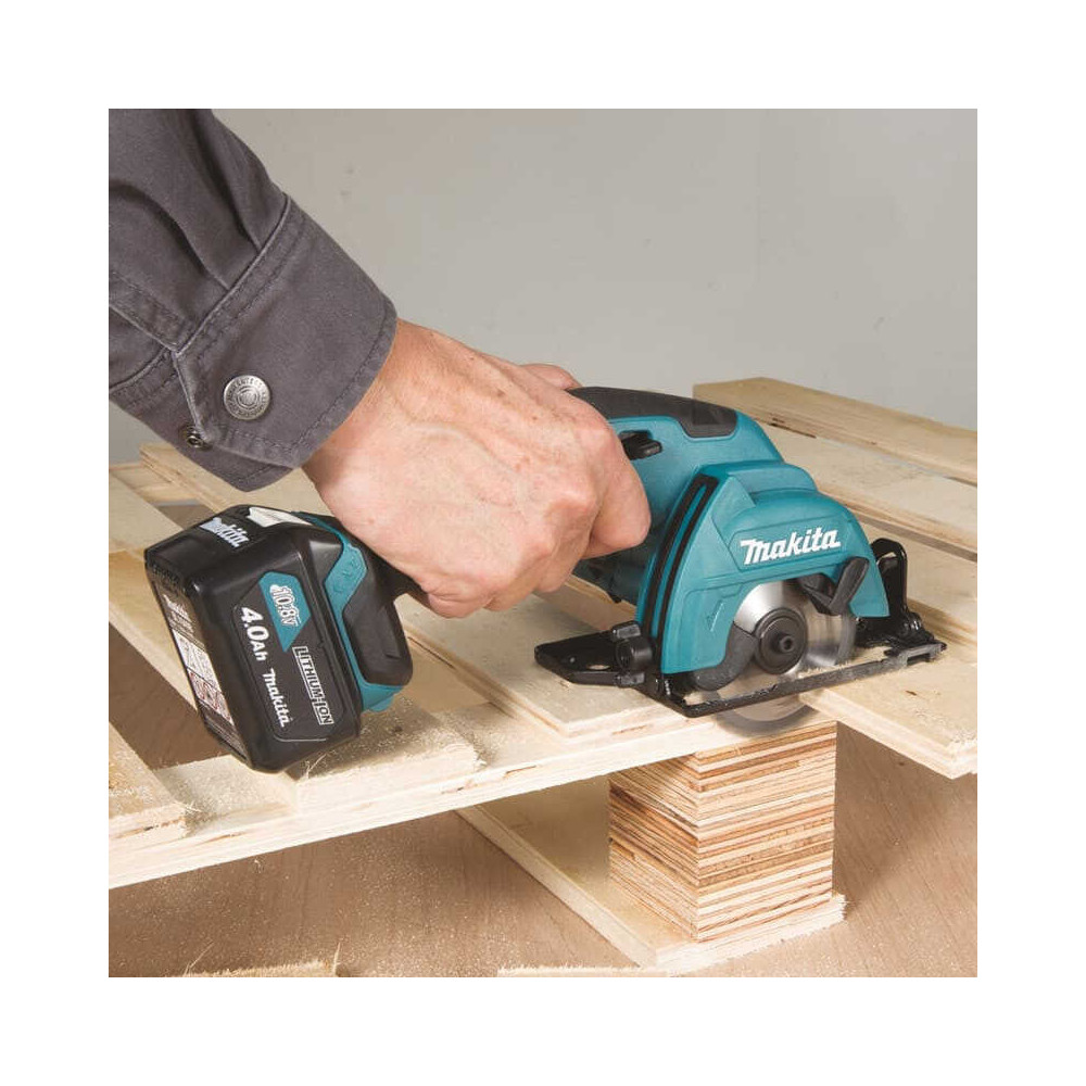 Scie circulaire sans fil 18V Makita HS301DSMJ