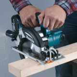 Scie circulaire Makita DHS630RMJ