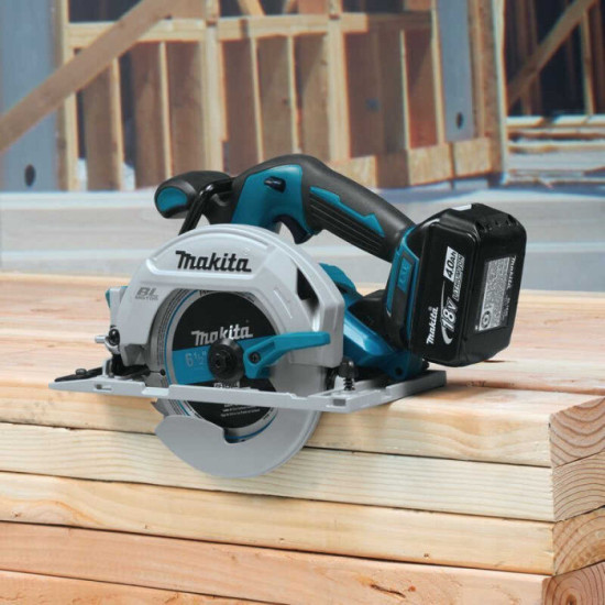 Scie circulaire Makita DHS680RMJ