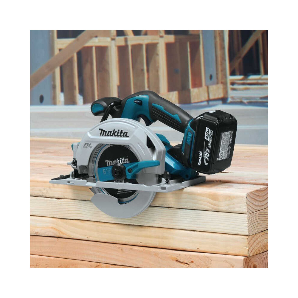 Scie circulaire Makita DHS680RMJ