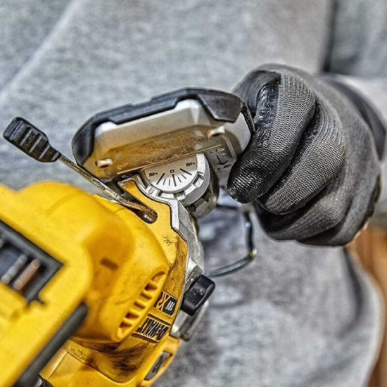 Scie sauteuse 18V brushless Dewalt DCS334P2