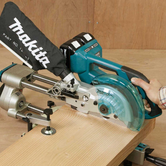 Scie radiale Makita DLS714Z
