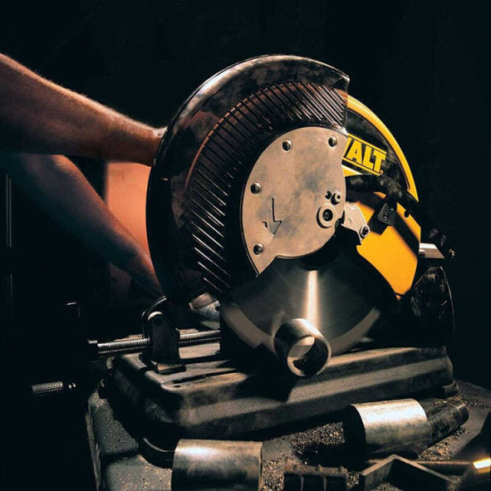 Tronconneuse a disque 2200W Dewalt DW872 qs