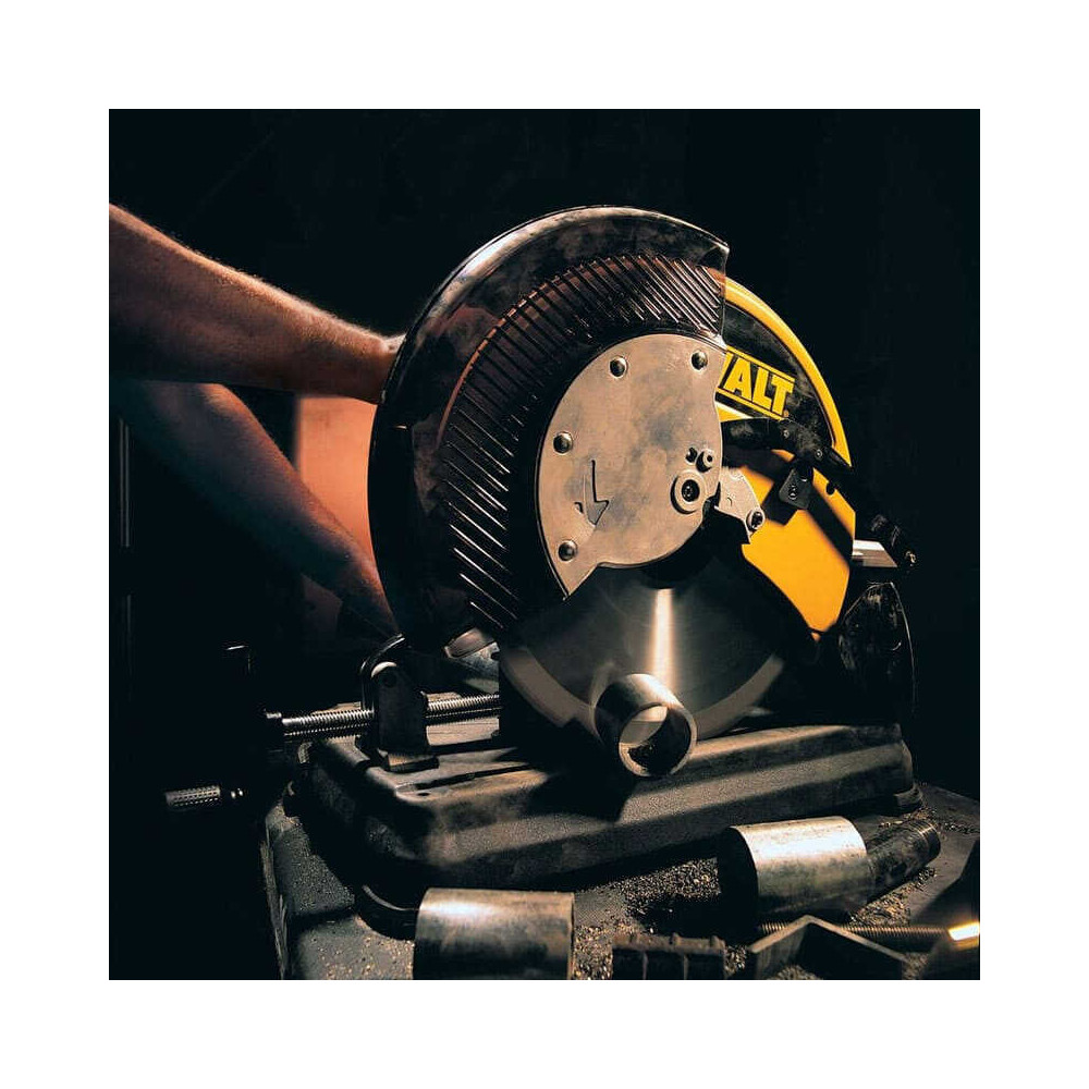 Tronconneuse a disque 2200W Dewalt DW872 qs