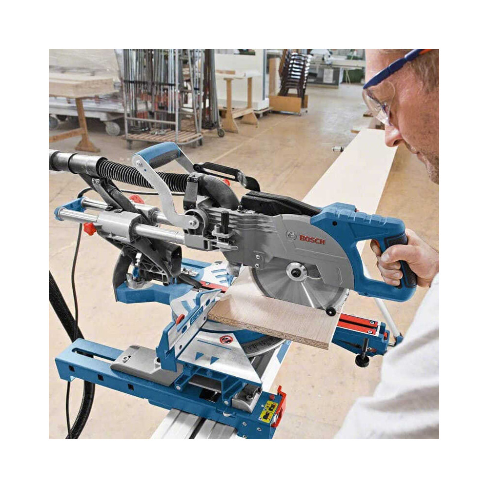 Scie onglet Bosch GCM8SJL