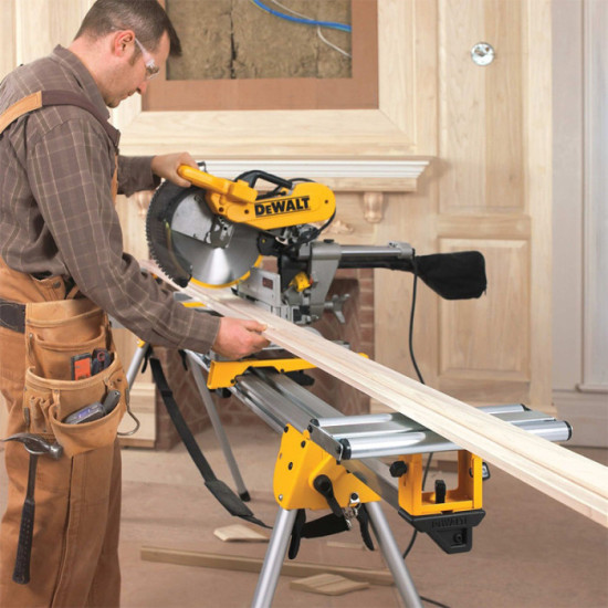 Scie a onglet radiale 305 mm Dewalt DWS780 qs