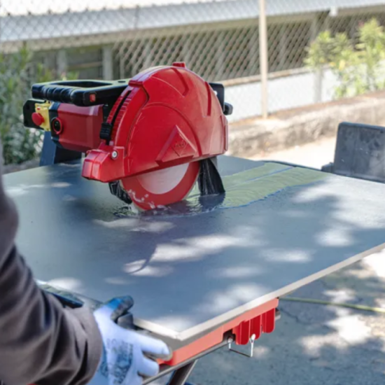 Scie circulaire electrique portable 240V O250 dt 250 max Rubi 58909