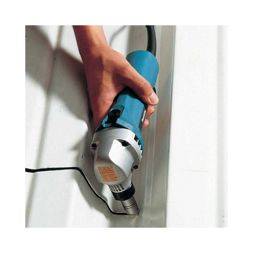 Grignoteuse filaire 550W Makita JN1601