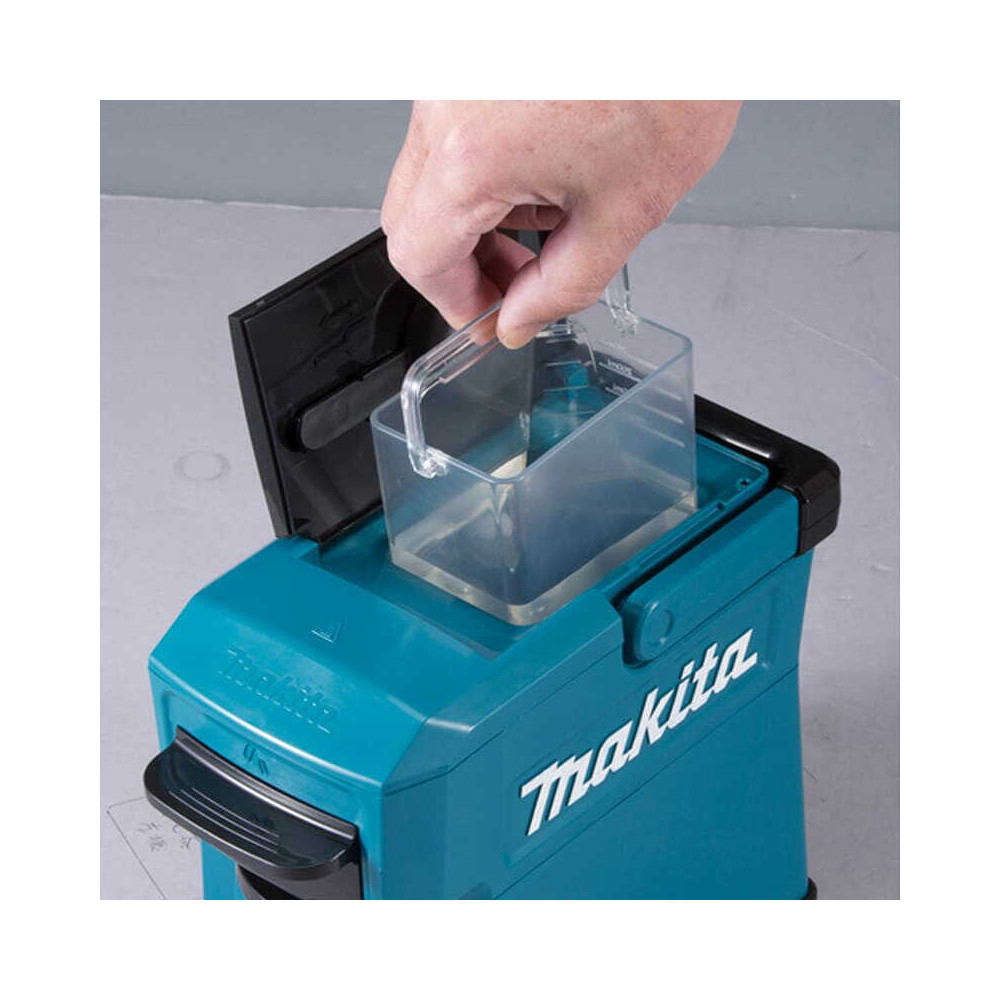 Cafetiere Makita DCM501Z