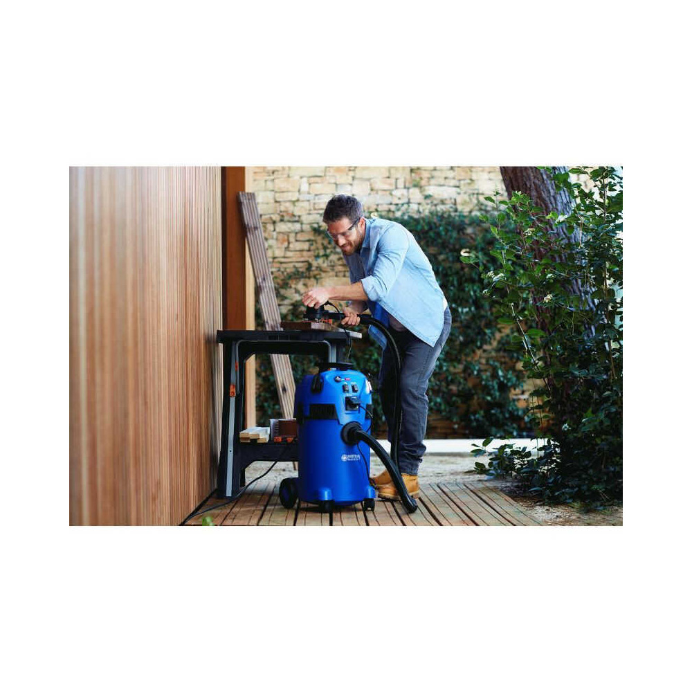 Aspirateur multi ii 30 t inox 1400W avec reservoir de 30L nilfisk 18451553