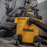 Aspirateur eau poussieres 1050W 20L Dewalt DXV20PC