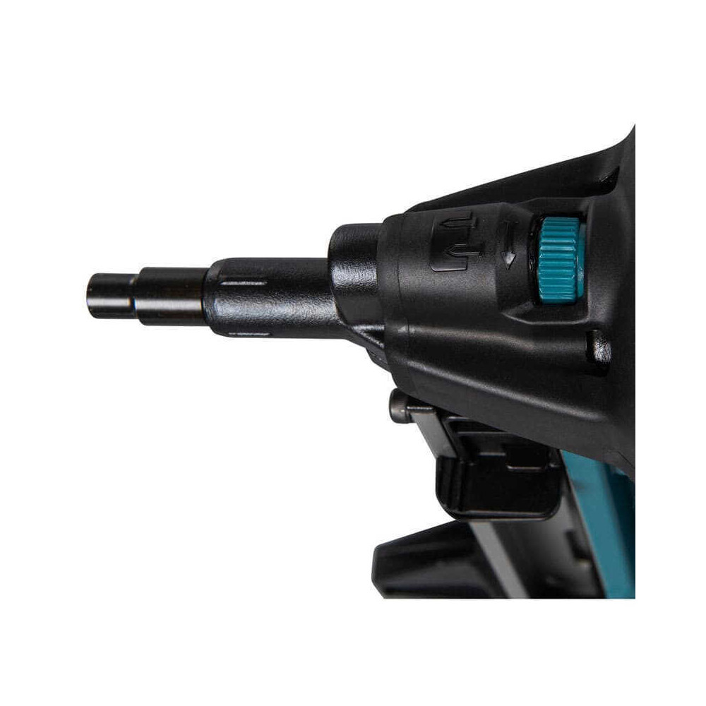 Cloueur a gaz li ion Makita GN420CLSE