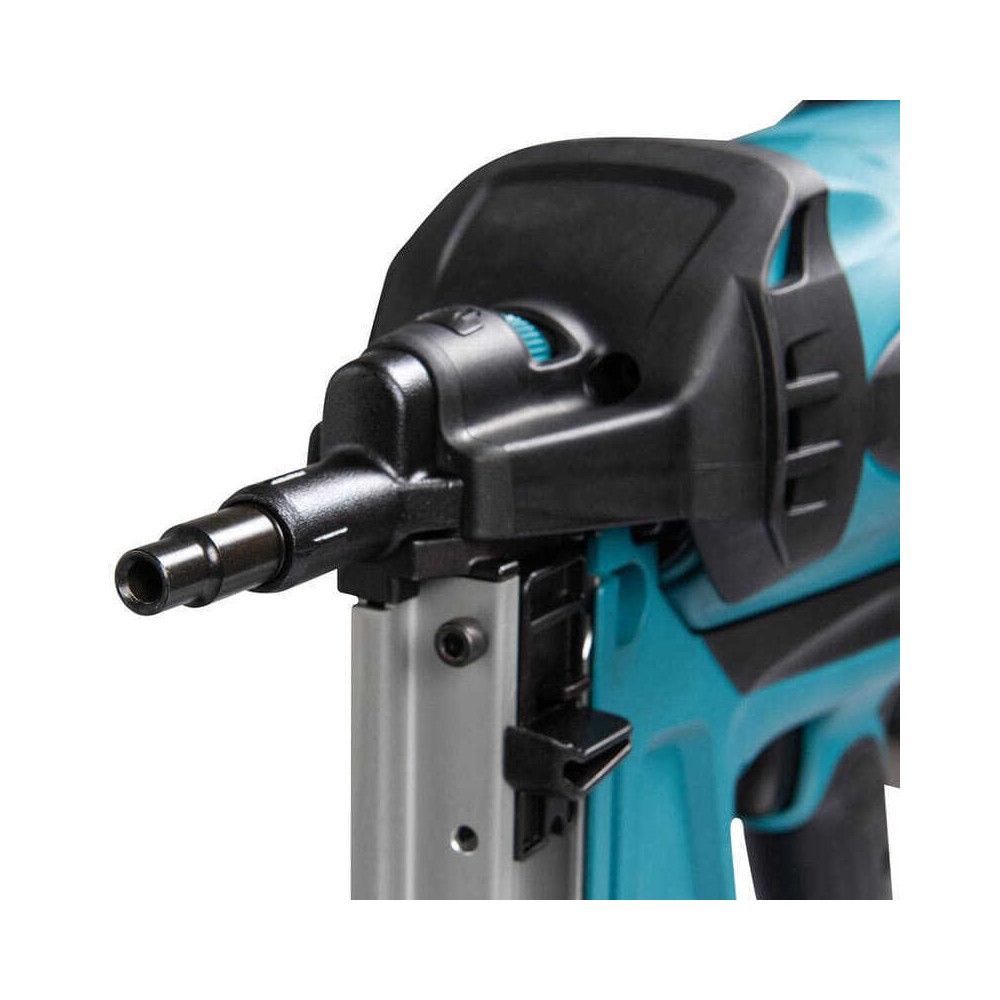 Cloueur a gaz li ion Makita GN420CLSE