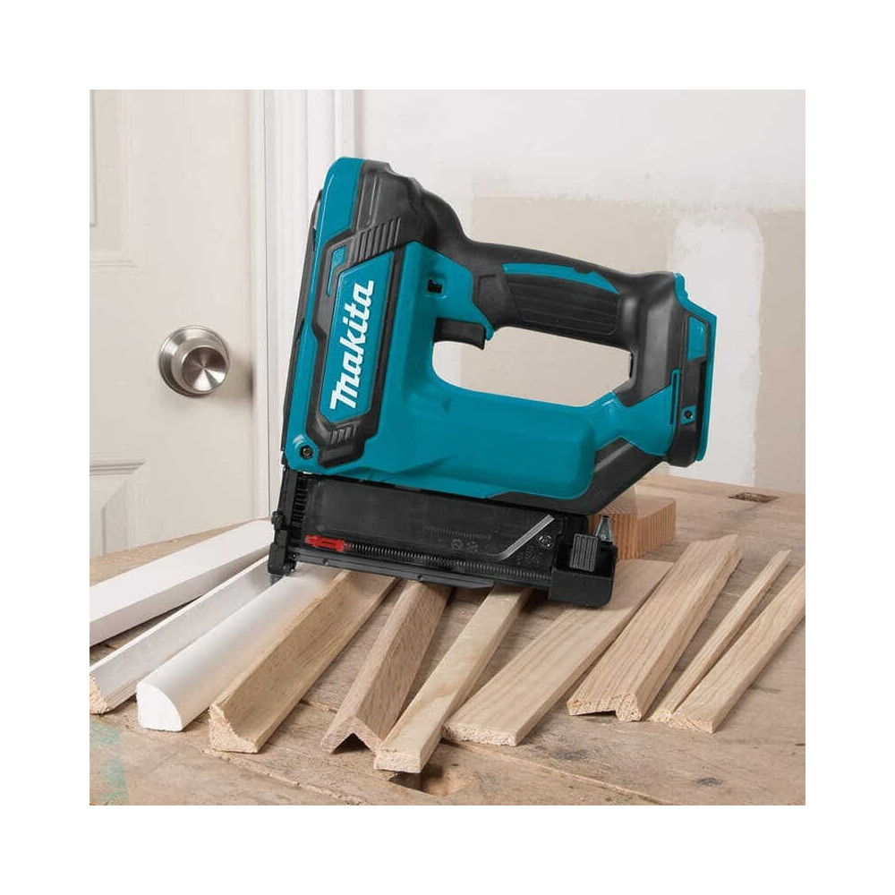 Cloueur de finition 18V Makita DPT353RMJ