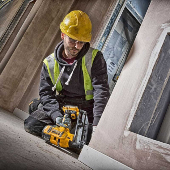 Cloueur de finition sans fil 18V Dewalt DCN660N