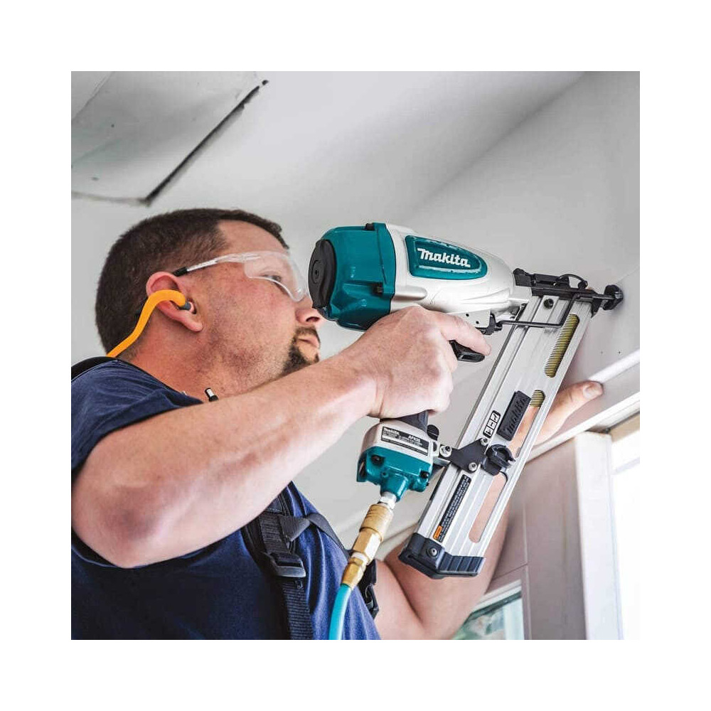 Cloueur pneumatique Makita AF635